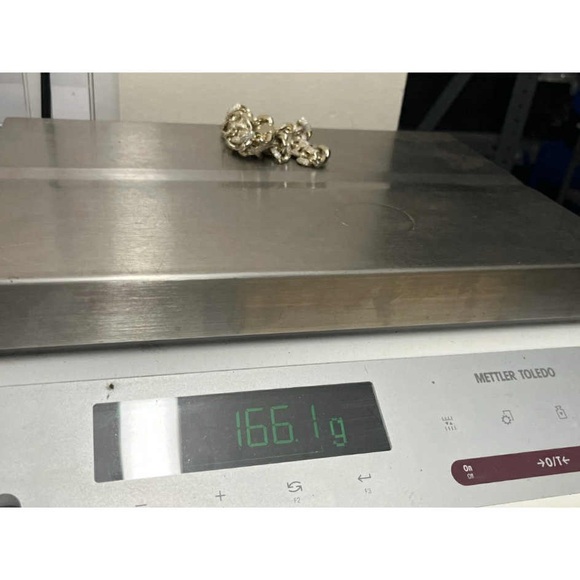 Iced Out Figarucci Link Choker - Picture 11 of 12